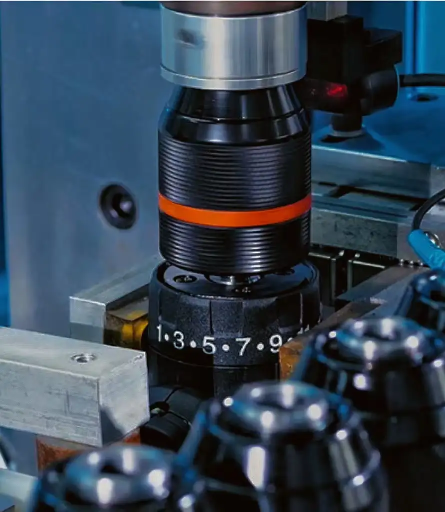 close up of torque testing fixture measuring bosch style drill clutch settings